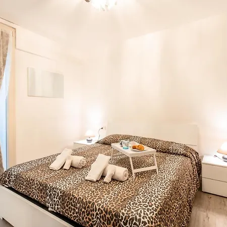 דירה Luxury & Big Villa Apartment 150 Mt Dal Mare *