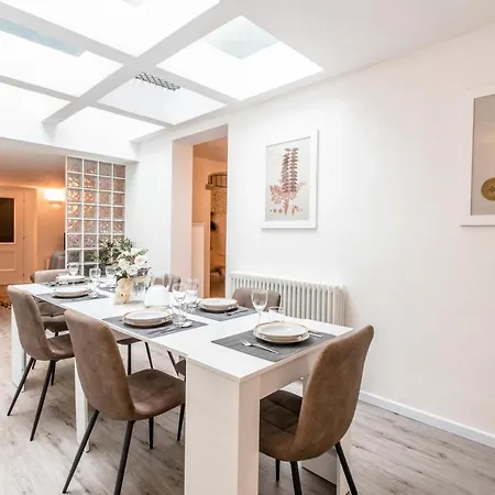 Luxury & Big Villa Apartment 150 Mt Dal Mare * ריצ'יונה