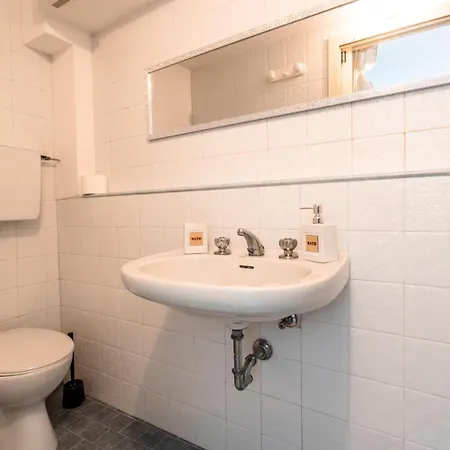 Luxury & Big Villa Apartment 150 Mt Dal Mare דירה ריצ'יונה
